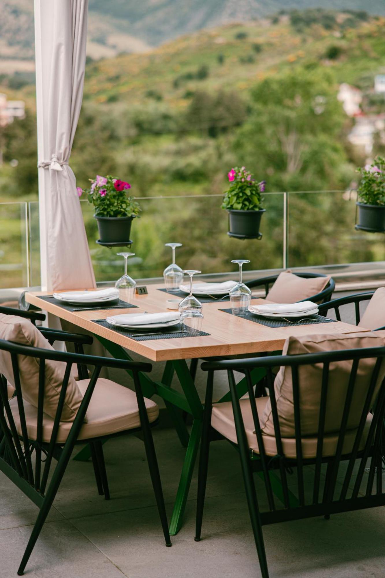 Ledina Hotel Orikum Bagian luar foto