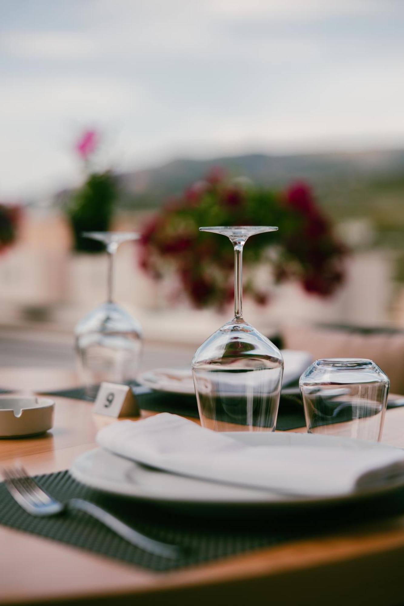 Ledina Hotel Orikum Bagian luar foto