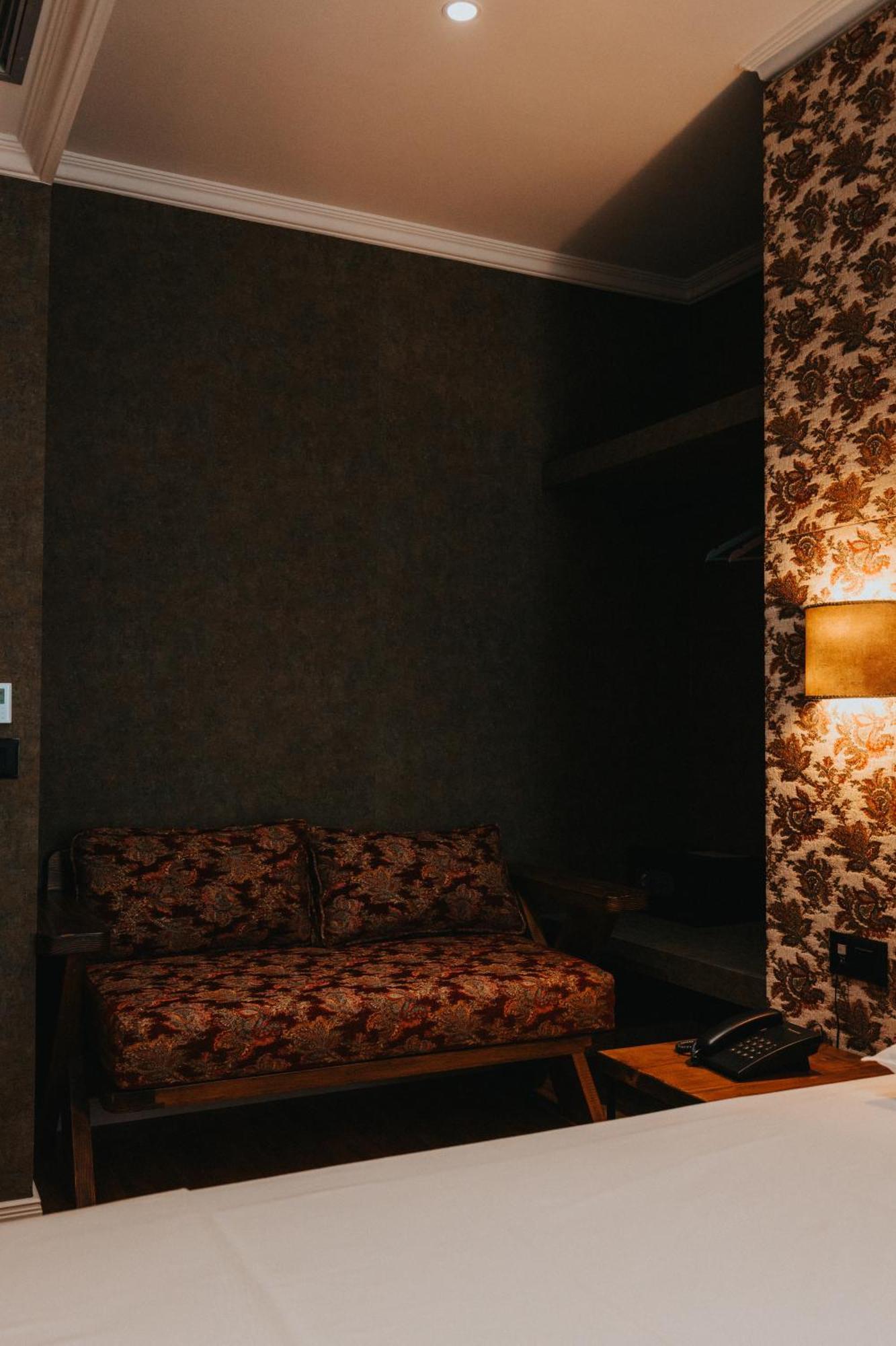 Ledina Hotel Orikum Bagian luar foto
